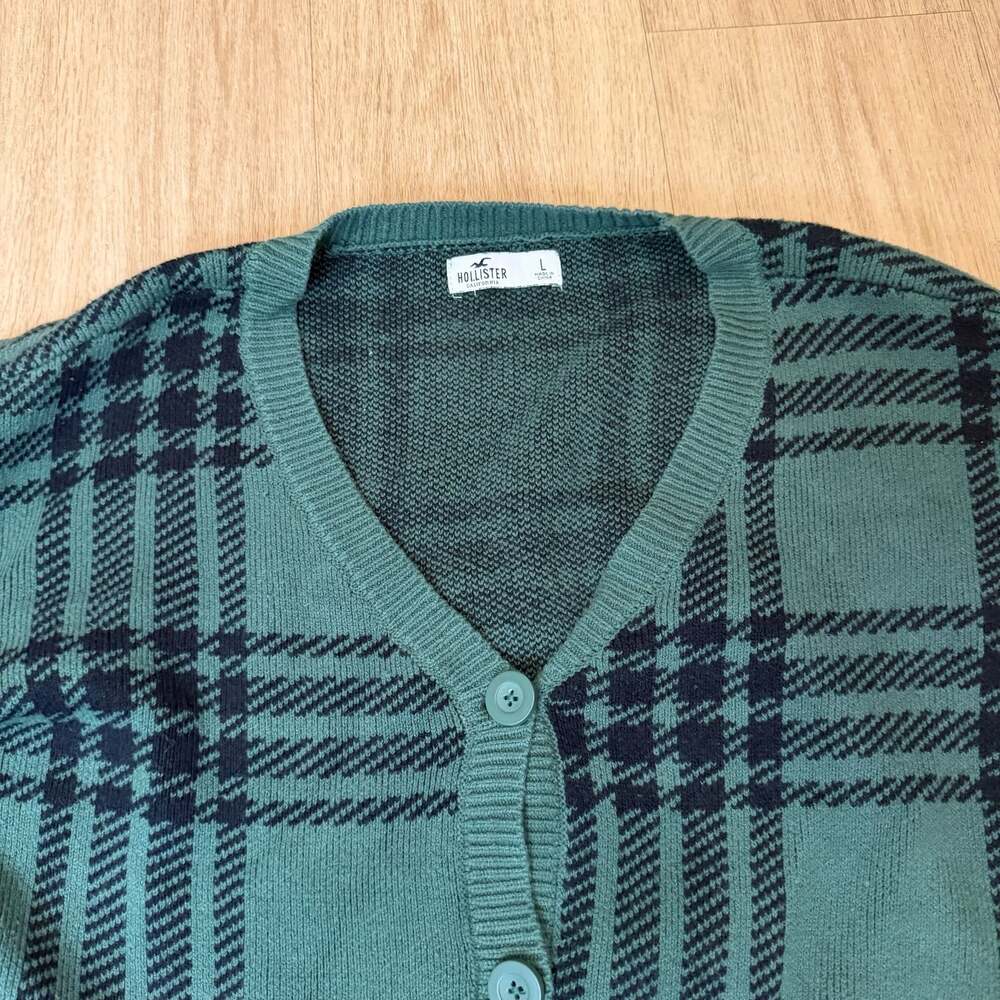 Hollister Green Plaid Button-Front Cardigan Sweater Size L - Picture 6 of 8